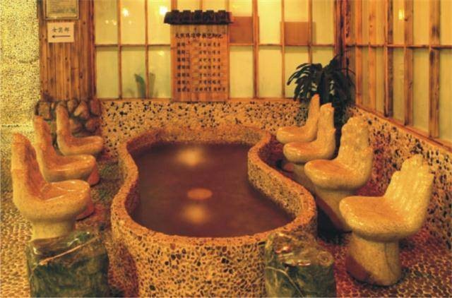 是時候泡一泡溫泉啦~深圳觀瀾僅99元起2大1小泡溫泉+山水田園門票