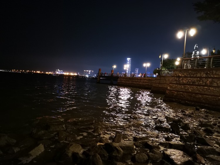 深圳灣無敵夜晚海邊音樂SPA