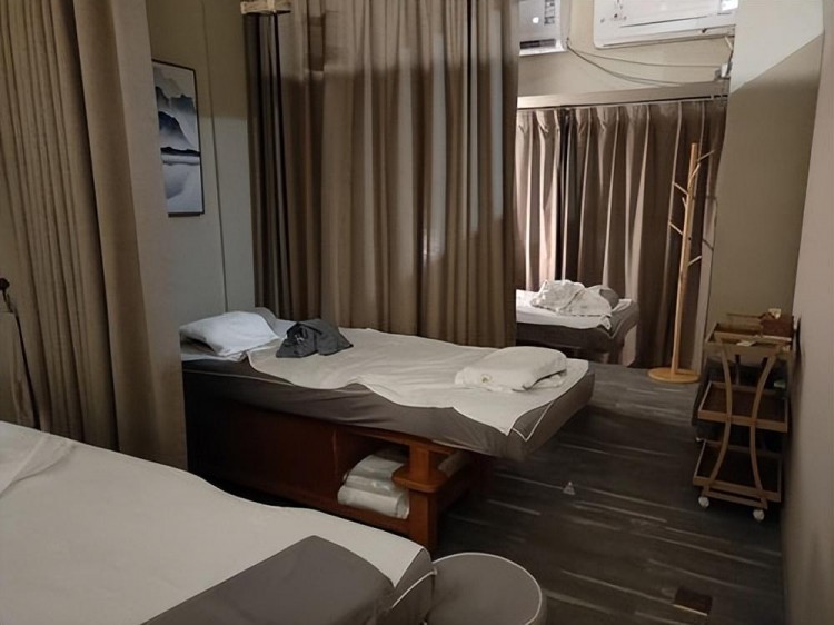 深圳按摩店人流爆滿！香港按摩店生意慘淡面臨生存危機！