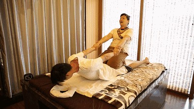 不用跑泰國武漢第一家正宗泰式按摩泰國總監(jiān)坐鎮(zhèn)