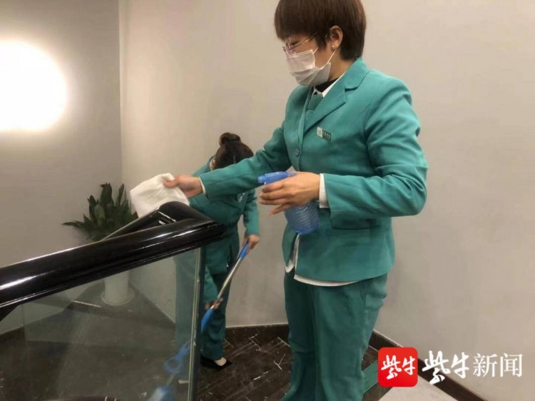 眼前雖沒有光但這里讓我用雙手實現了自身價值南京手佳按摩保障弱勢群體生活之路