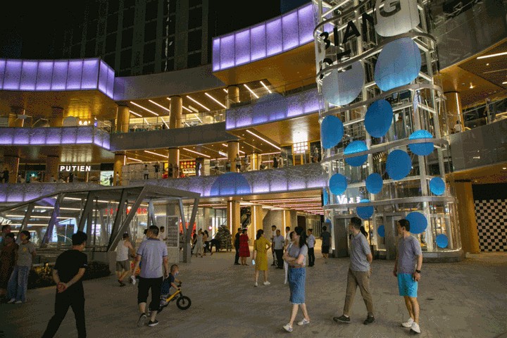 打卡曲江夜生活的新地標，帶你涼爽的夏天