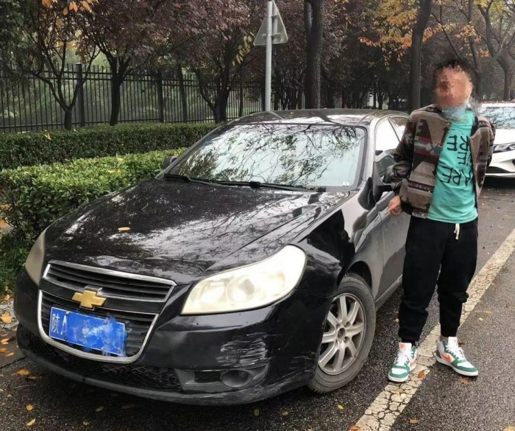 洗浴中心內落網西安高新警方抓獲9名兩卡黑灰產業鏈嫌疑人