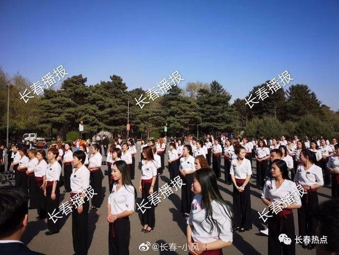 長春某足療會館的五一團建！陣容強大！