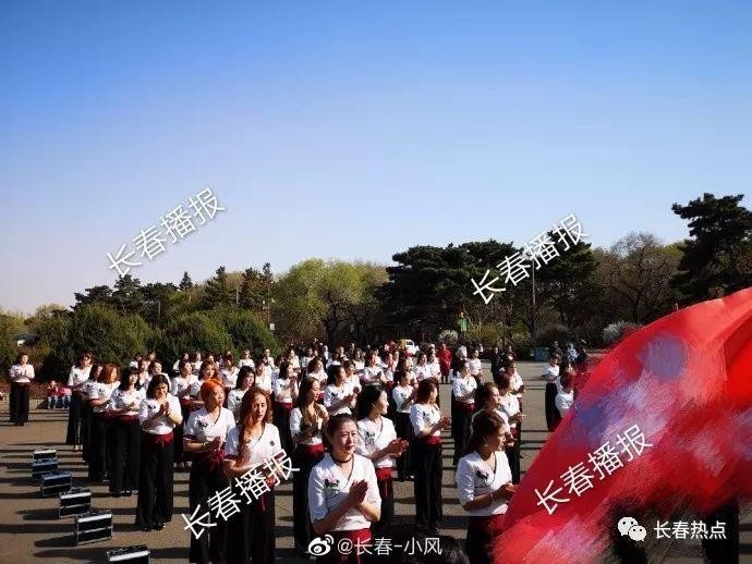 長春某足療會館的五一團建！陣容強大！