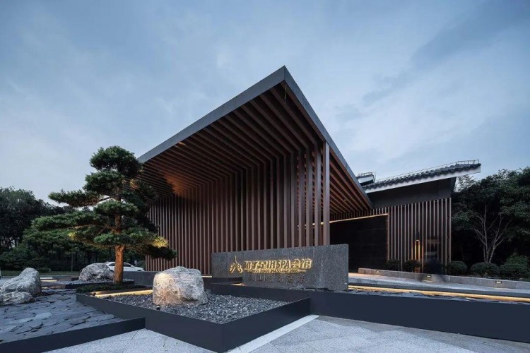 上瑞元筑：浮水上虛亭造安和隱逸的江南會館