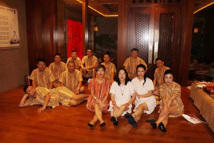 哈爾濱德申國際第一俱樂部商務沙龍—678水匯