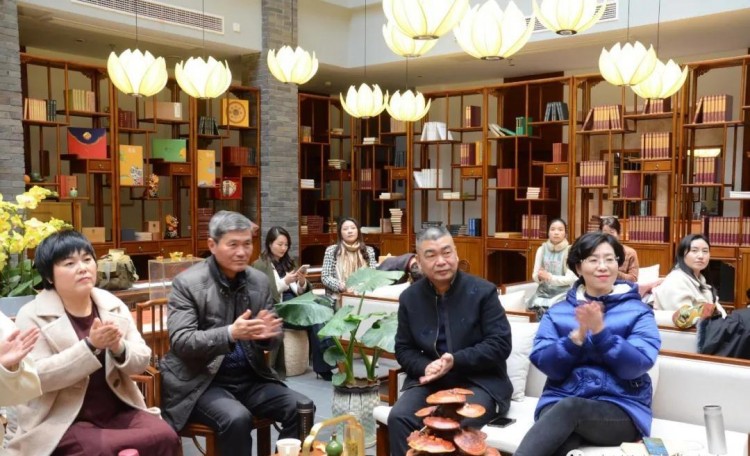 郵商女神再聚首禪意養(yǎng)生健康行——揚州高郵商會三八節(jié)活動紀實