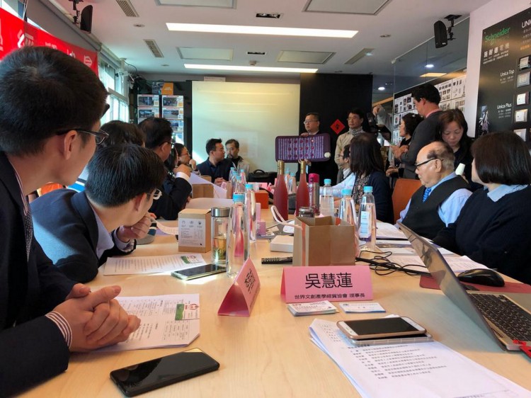 吳慧蓮理事長帶領企業界貨出得去人進得來大家發大財