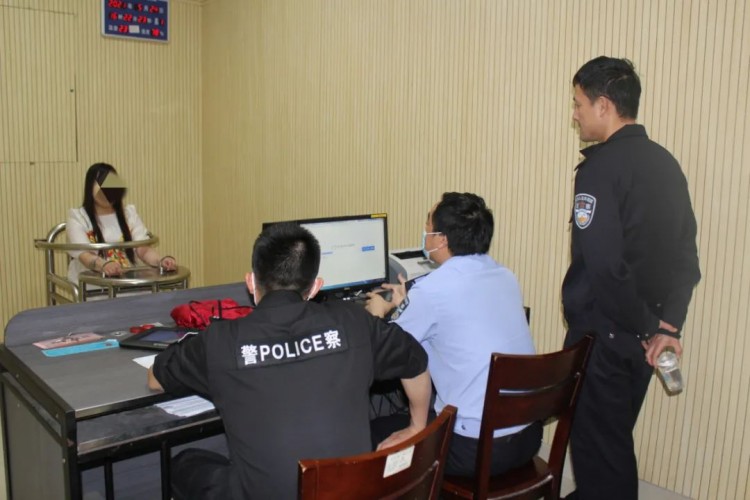 美女模特特色服務警察出手了！