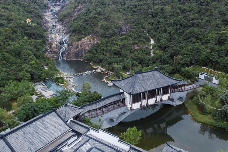 惠州中海湯泉酒店號稱嶺南第一湯泉一泉一湖兩水五山白菜價