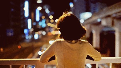 小伙愛上按摩女技師交往倆月就訂婚可就在領證途中女友卻……