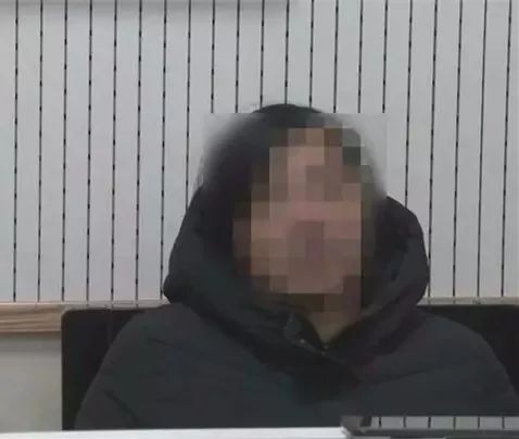 小伙愛上按摩女技師交往倆月就訂婚可就在領證途中女友卻……