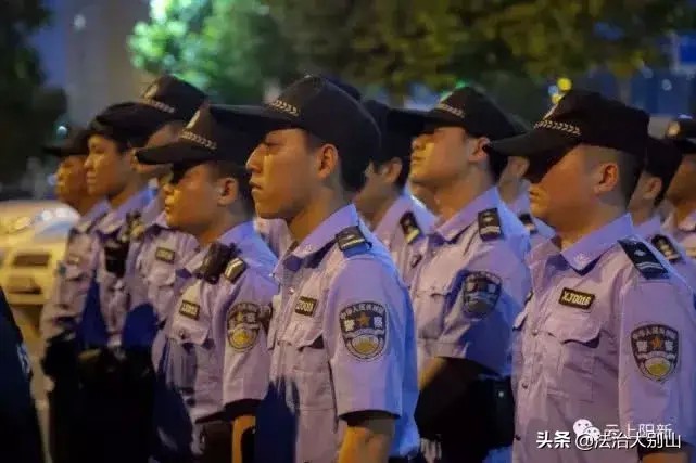 湖北警方清查娛樂場所97名男女被抓！全程網上直播…