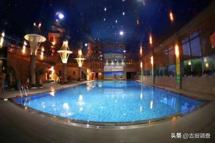 玩轉(zhuǎn)冰火兩重天——在吉林市吉雪滑雪場(chǎng)體驗(yàn)歡喜民俗年