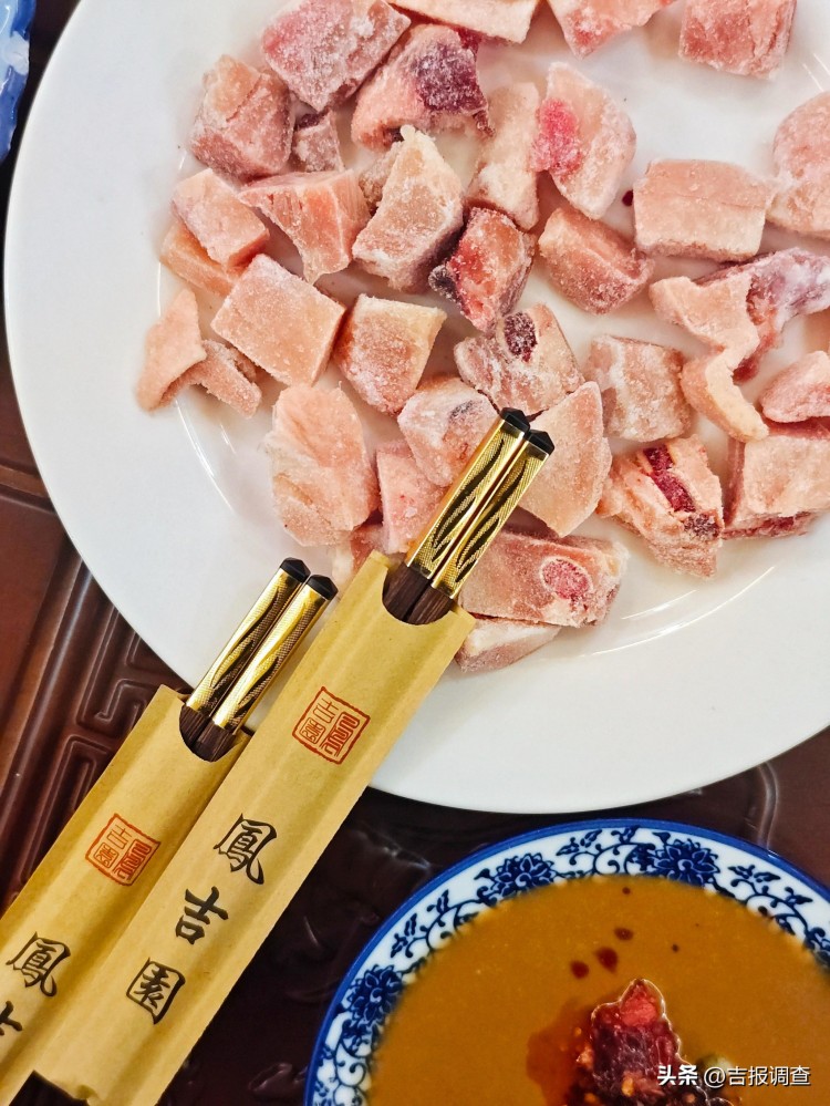 玩轉(zhuǎn)冰火兩重天——在吉林市吉雪滑雪場(chǎng)體驗(yàn)歡喜民俗年