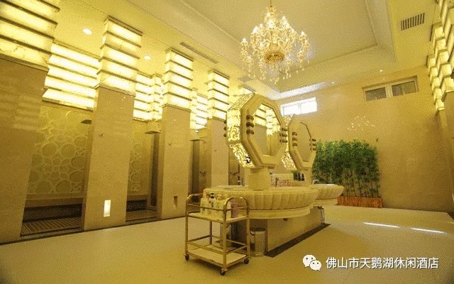 沖啊！佛山zhi大休閑會(huì)所24小時(shí)水療+4餐海鮮自助228難到不香嗎