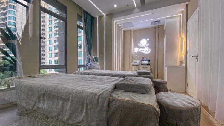 肩頸SPA+美睫美甲+臉部清潔美白…