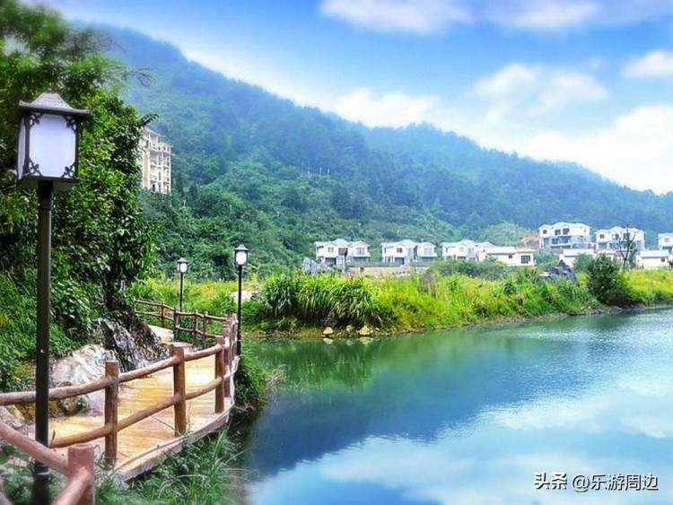 韶關·麗宮國際溫泉酒店：享受中藥溫泉和休閑娛樂