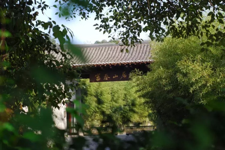 千畝茶園國際高爾夫球場恒溫泳池SPA,亞洲最佳度假村