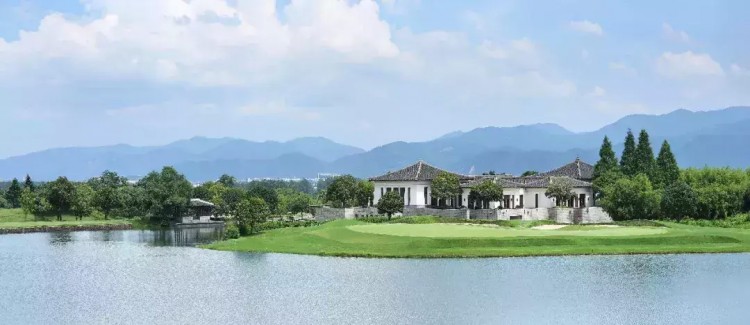 千畝茶園國際高爾夫球場恒溫泳池SPA,亞洲最佳度假村