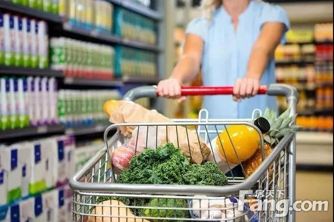 熙龍灣：買別墅送奔馳C系豪華轎車買洋房送別克或雪佛蘭