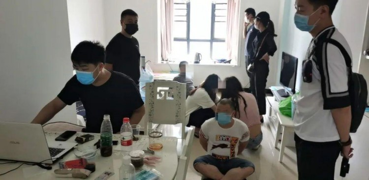 同城美女上門服務...荊門2男2女30天獲利20多萬!