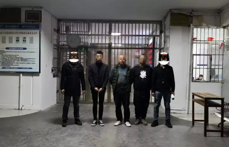 #河池警事#這家保健會所掛羊頭賣狗肉19名涉黃人員被抓！