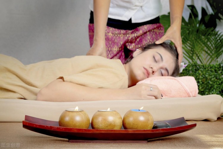 鐵嶺美女開(kāi)按摩館用升級(jí)加價(jià)法一年狂賺270萬(wàn)看人家咋賺錢(qián)