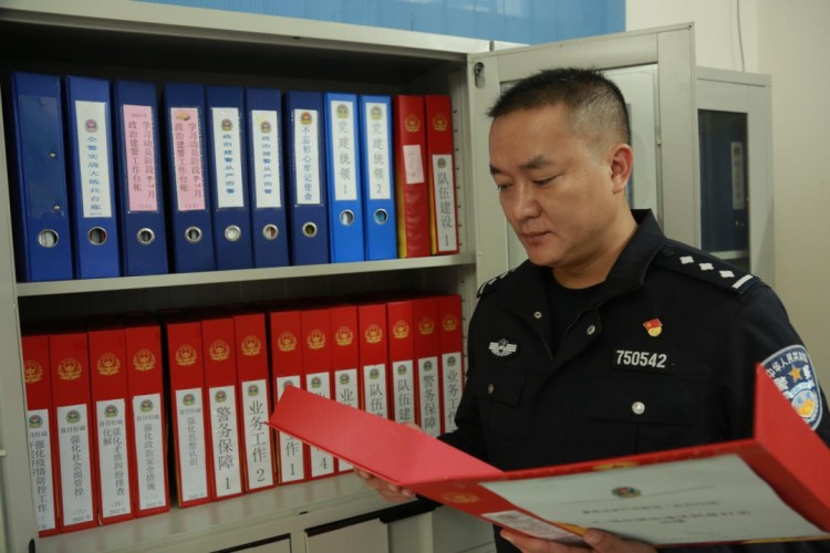 金城江一賣淫團伙被端7人被刑事拘留！南橋鐵人功不可沒→