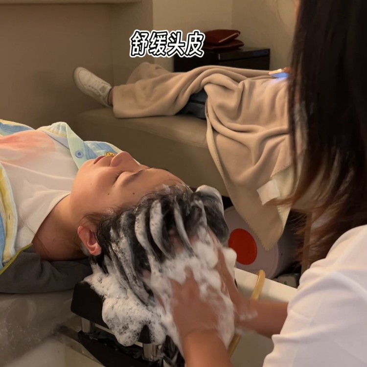 68就可以做一個(gè)頭部spa+發(fā)質(zhì)養(yǎng)護(hù)趕緊約上小伙伴們...