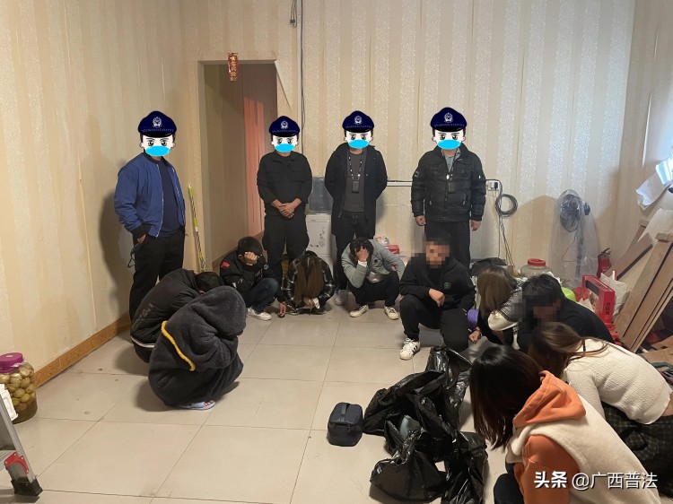 按摩店里藏貓膩賀州這11人落網！