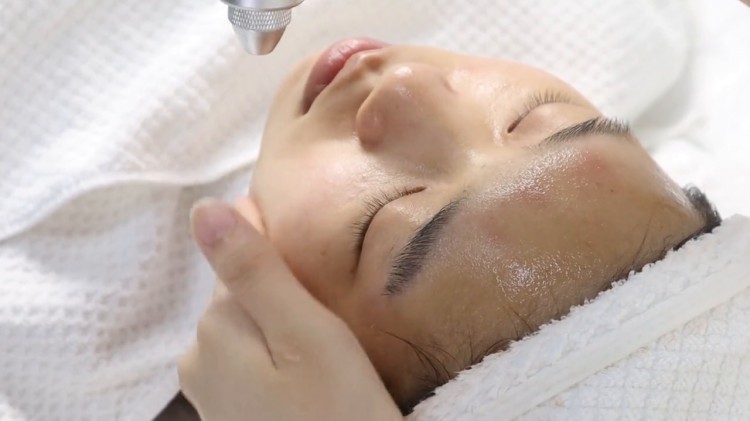 沉浸式護膚油痘肌毛孔護理?超享受清氧護膚spa
