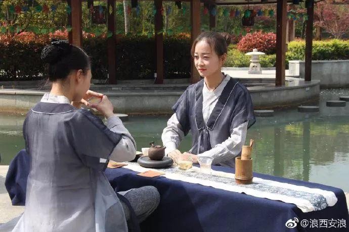 西安樓觀·道溫泉茶道瑜伽古琴美女處處有了解一下