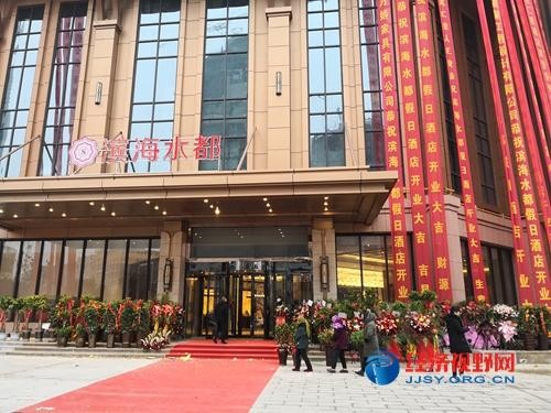 阜陽市老城區市民休閑的好地方――濱海水都
