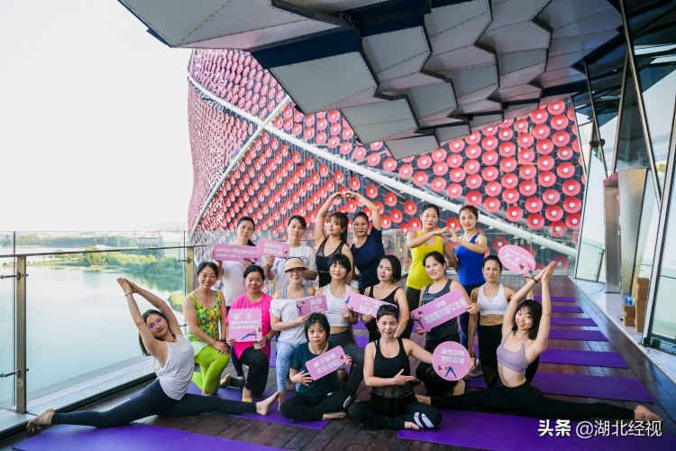 打卡“現”男友同款露臺 大約一個星期天的瑜伽