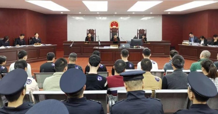 掃黑除惡檢察機關提起公訴安徽蚌埠禹會區一起26人涉惡案開庭審理