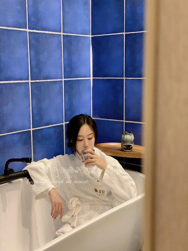 裝修太美了吧｜沖完浪沒有比做個spa更舒服了