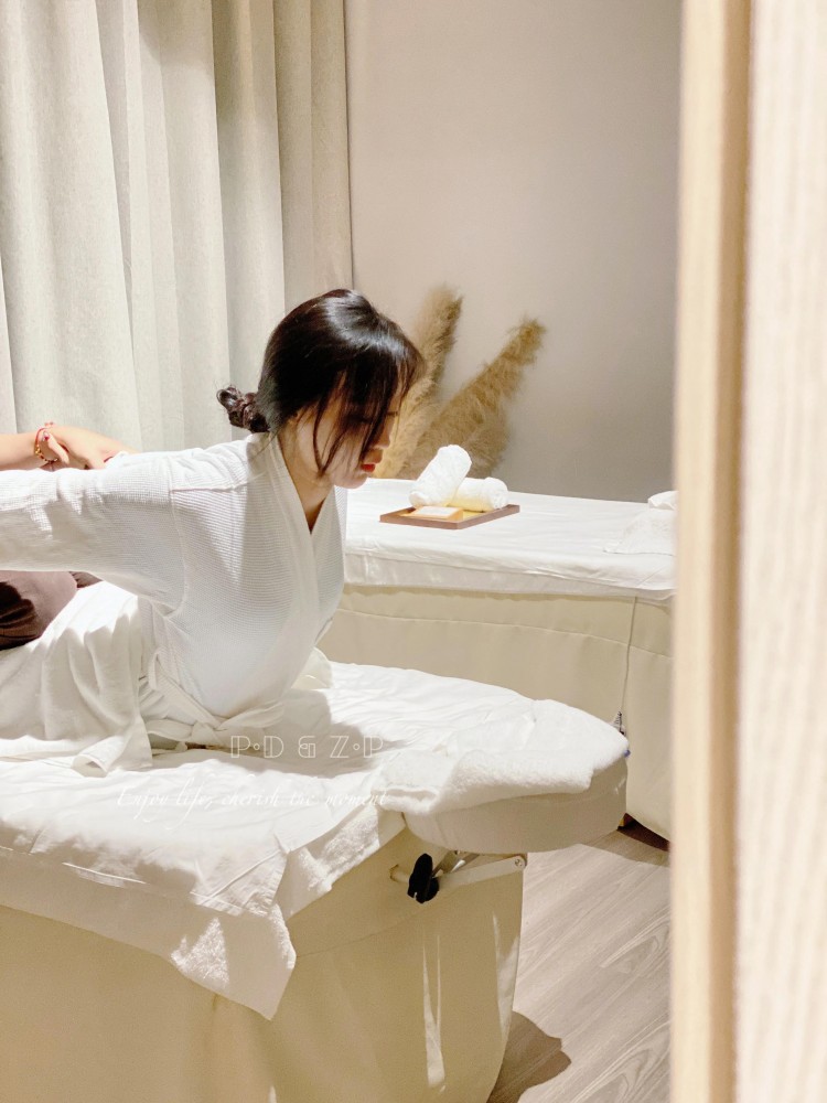 裝修太美了吧｜沖完浪沒有比做個spa更舒服了