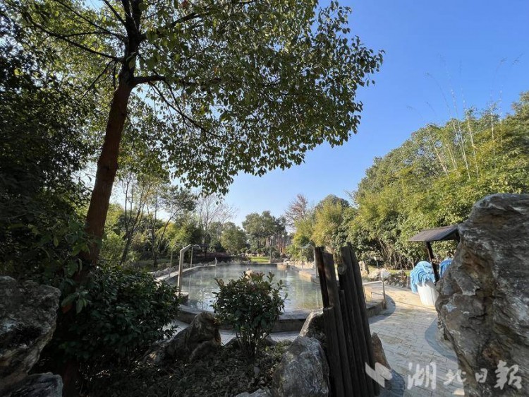 嘉魚溫泉+攪熱冬日旅游暖經(jīng)濟(jì)