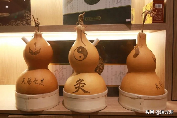 濮陽這家足療店一天聚集上百人原因令人吃驚......