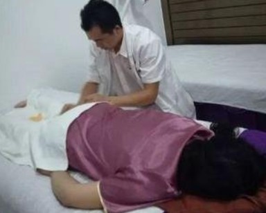 重慶一女孩與按摩師約定開店,給女孩轉(zhuǎn)款2萬多被拉黑,你怎么看?